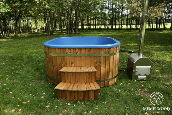 Acrylic square hot tub with external heater and thermo wood cladding