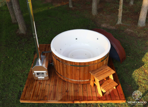 Fiberglass round hot tub with external heater and thermo wood cladding