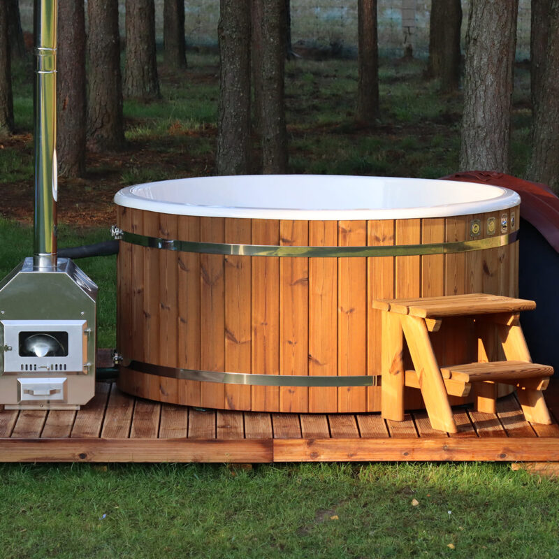 Fiberglass round hot tub with external heater and thermo wood cladding