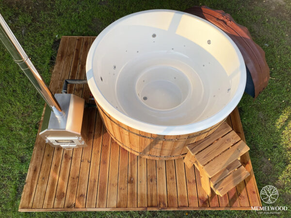 Fiberglass round hot tub with external heater and thermo wood cladding