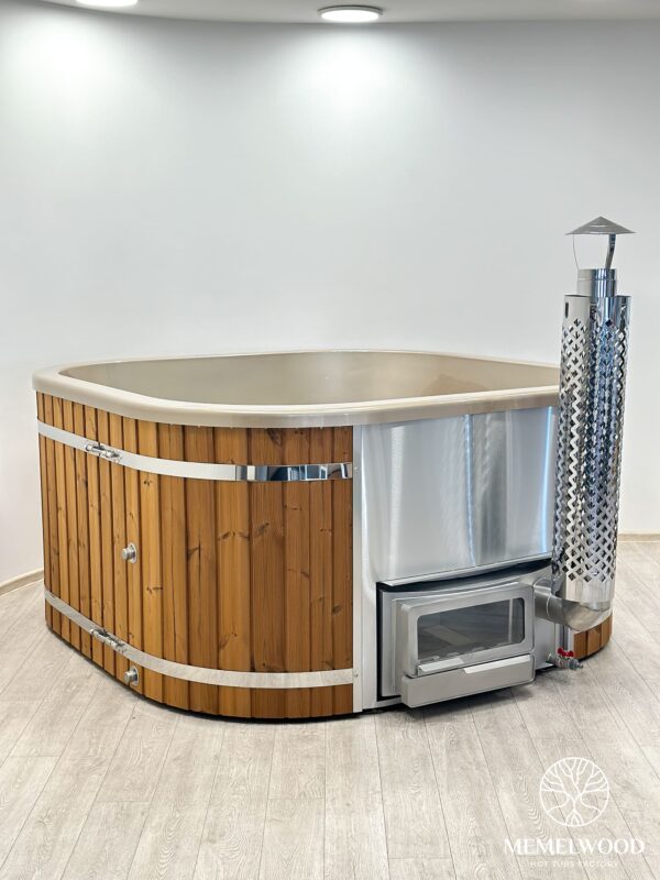 Acrylic square hot tub with horizon heater and thermo wood cladding